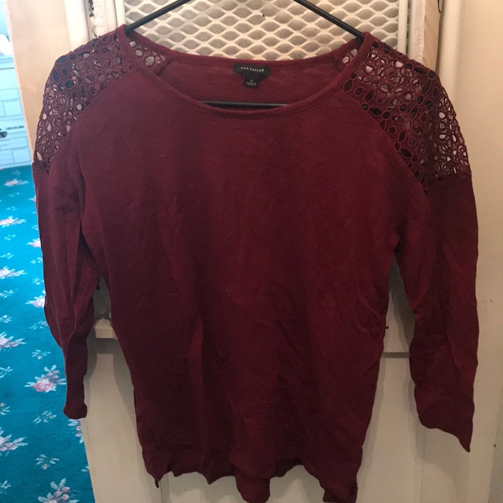 Maroon Floral Sleeve Tee